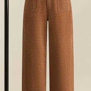 Fabrique High-Rise Wide-Leg Textured Pants in Chestnut Brown